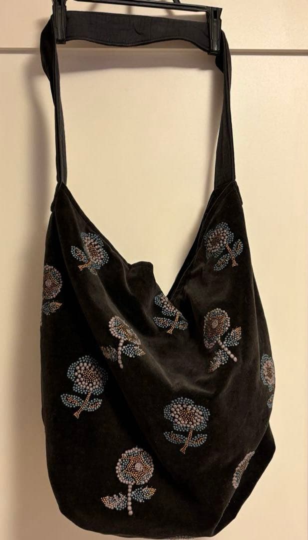 ミナペルホネン chum ベルベット ショルダーバッグ 大　 ⭐️希少品 美品