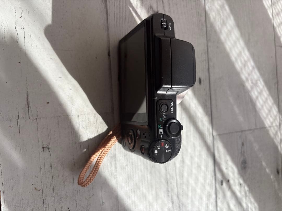 CASIO EXILIM EX-H60 デジタルカメラ