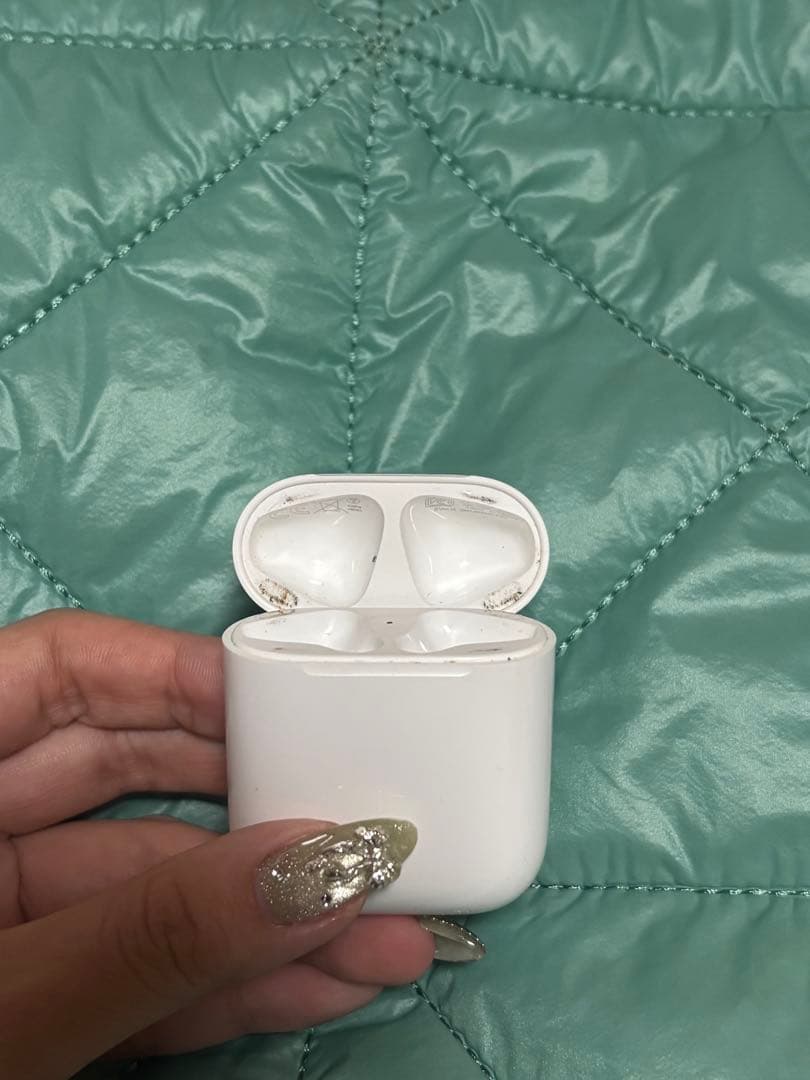 AirPodsケースのみ