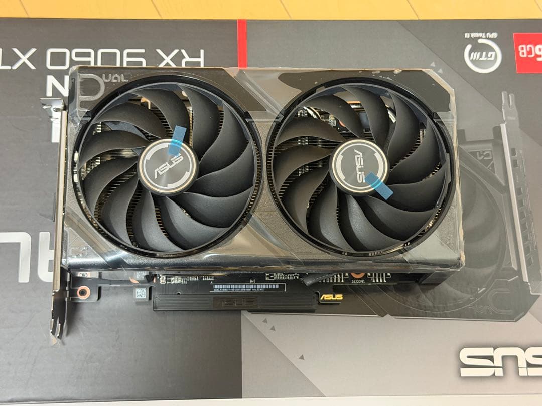 グラフィックボード・グラボ・ビデオカード ASUS Radeon RX 9060 XT 16GB DUAL