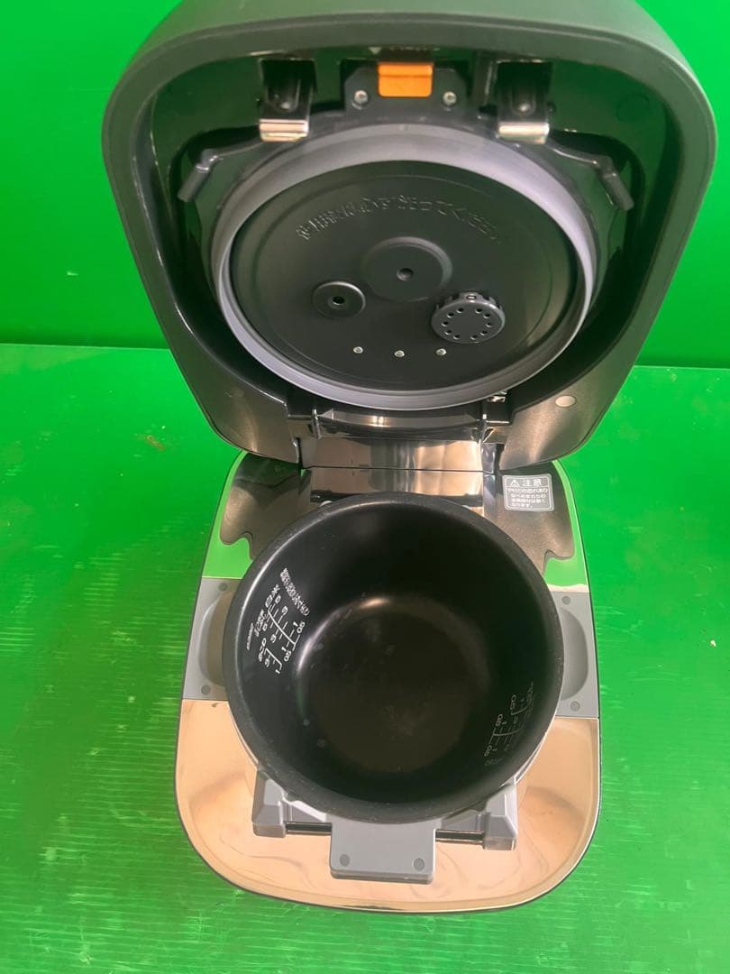 Zoujirushi nw fb10象印 圧力IH炊飯ジャー ジャンク