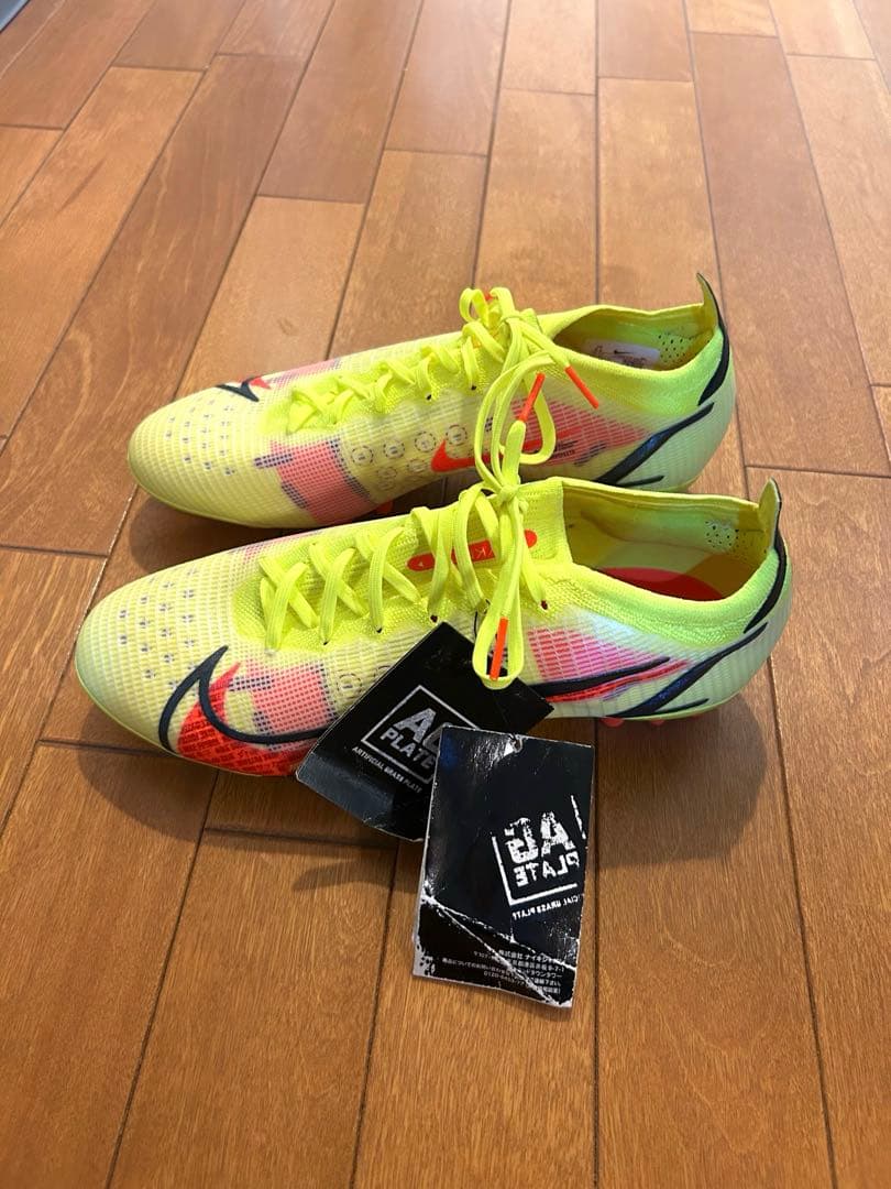 ト*ル様 NIKEマーキュリアルヴェイパー14エリートAG