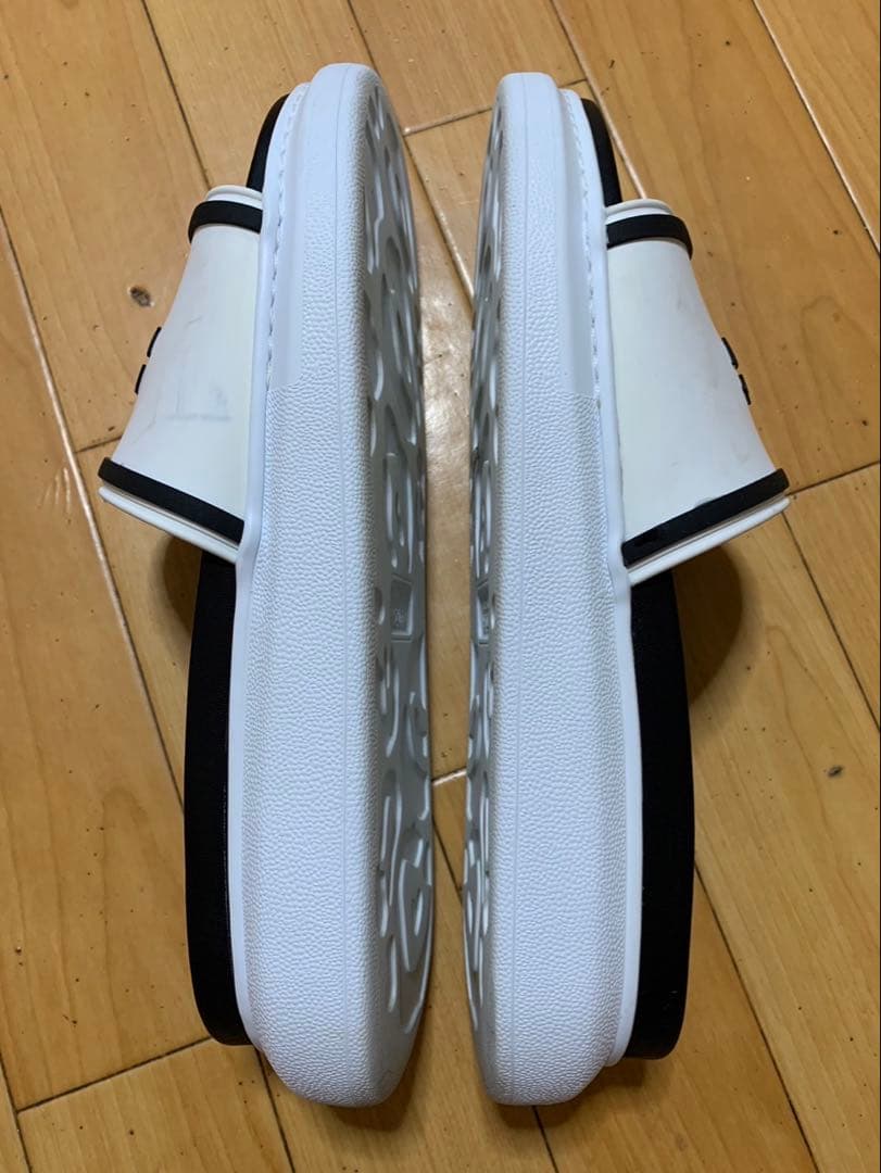 Alexander McQueen ビーチサンダル ホワイト/ブラック　４２