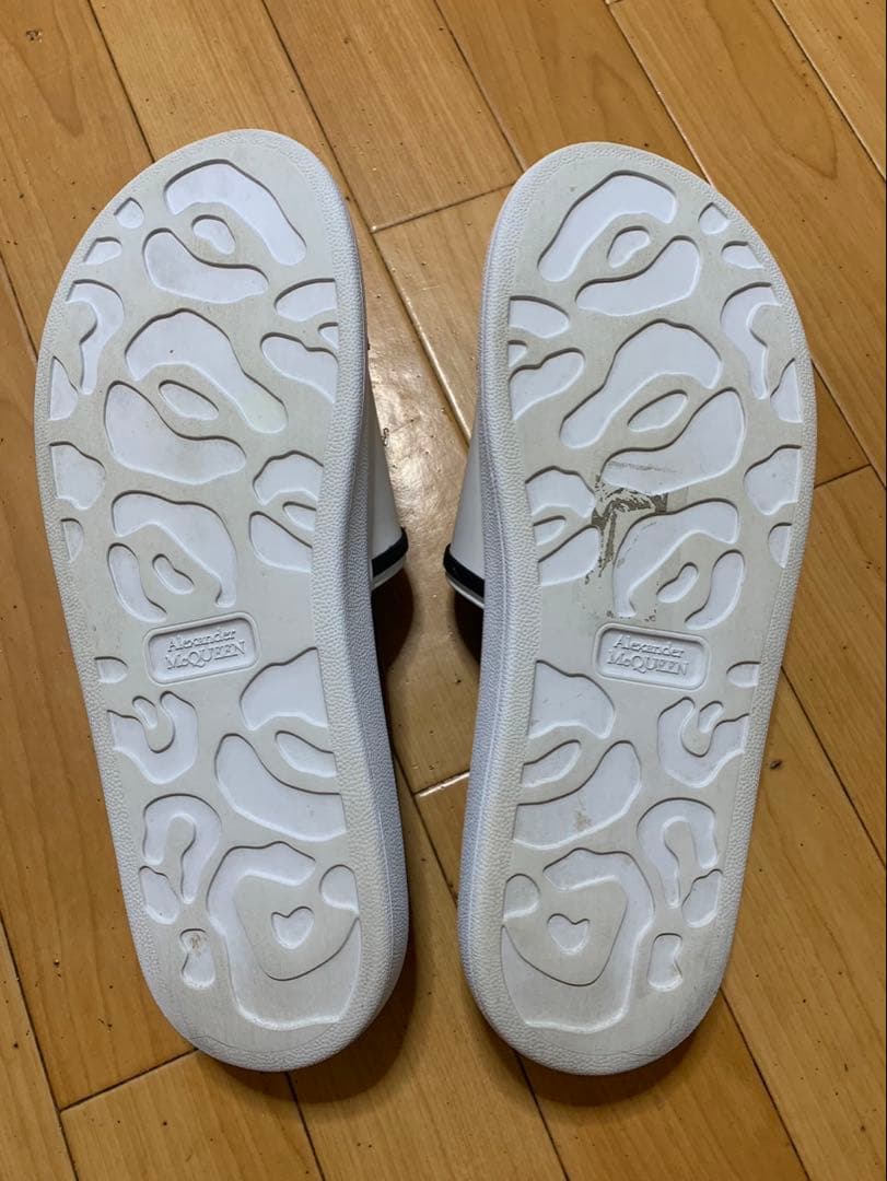 Alexander McQueen ビーチサンダル ホワイト/ブラック　４２