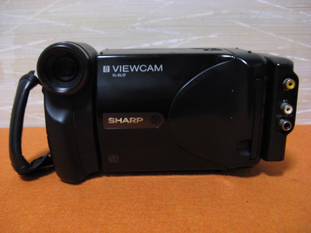 動作OK❗️☆シャープの液晶8ミリビデオカメラ・VL-EL12