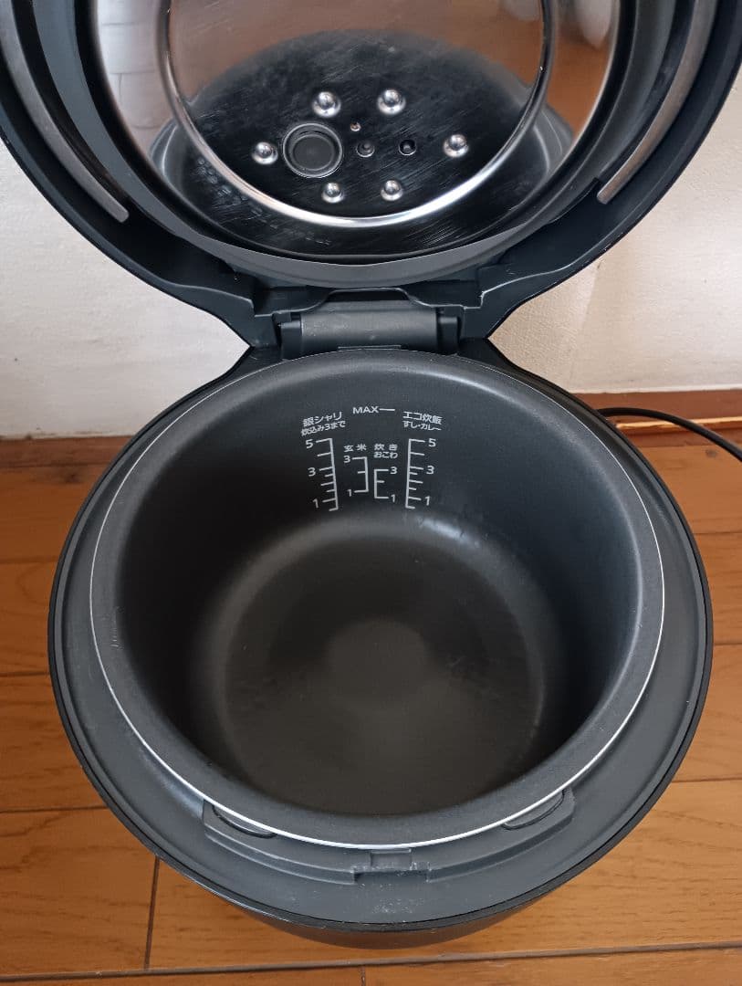 22年製❗パナソニック、低温、無水調理機能付き圧力IH炊飯器(5.5合炊き）