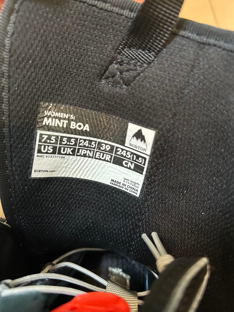 Burton MINT スノーボードブーツ　24.5