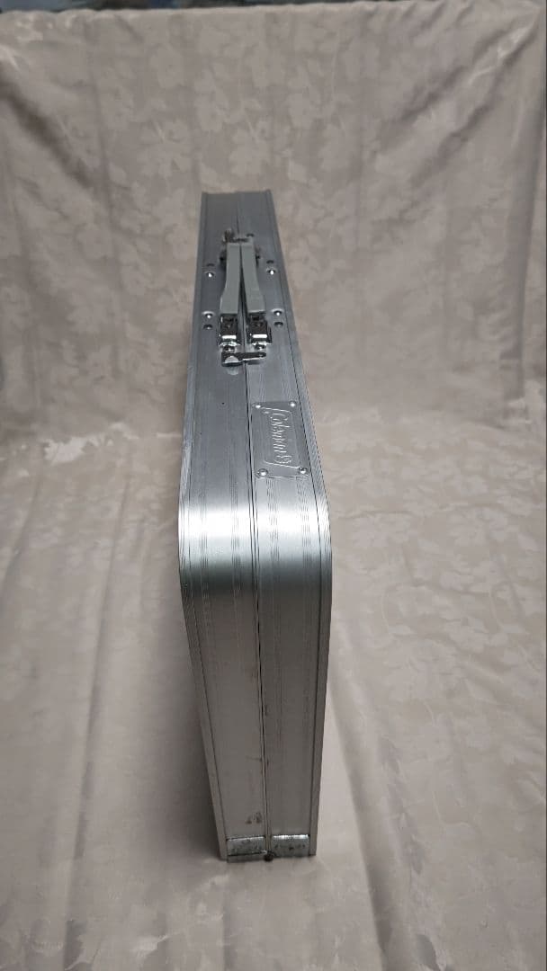 Colemanアルミピクニックテーブル