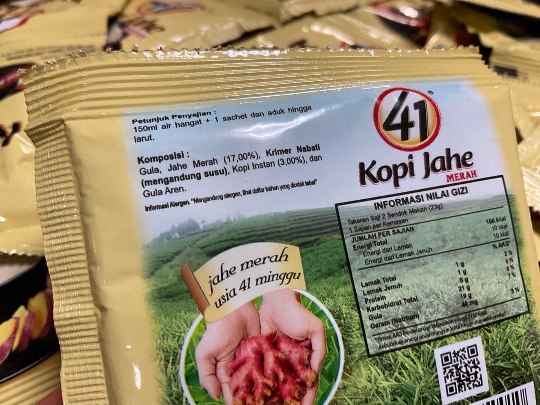 41週間熟成赤生姜コーヒー12個、ココナッツシュガー、針なしミツバチ蜂蜜