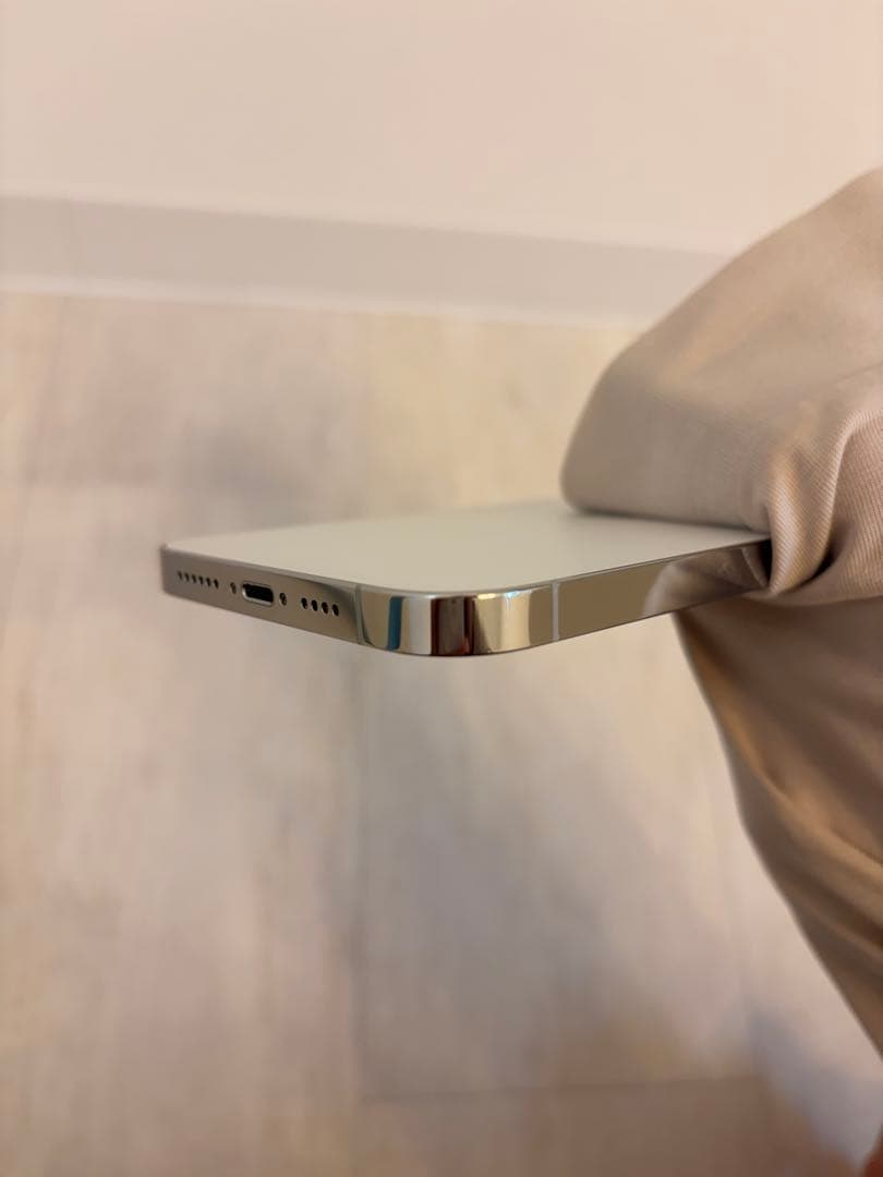 【美品】Apple iPhone 13 ProMAX シルバー 256G