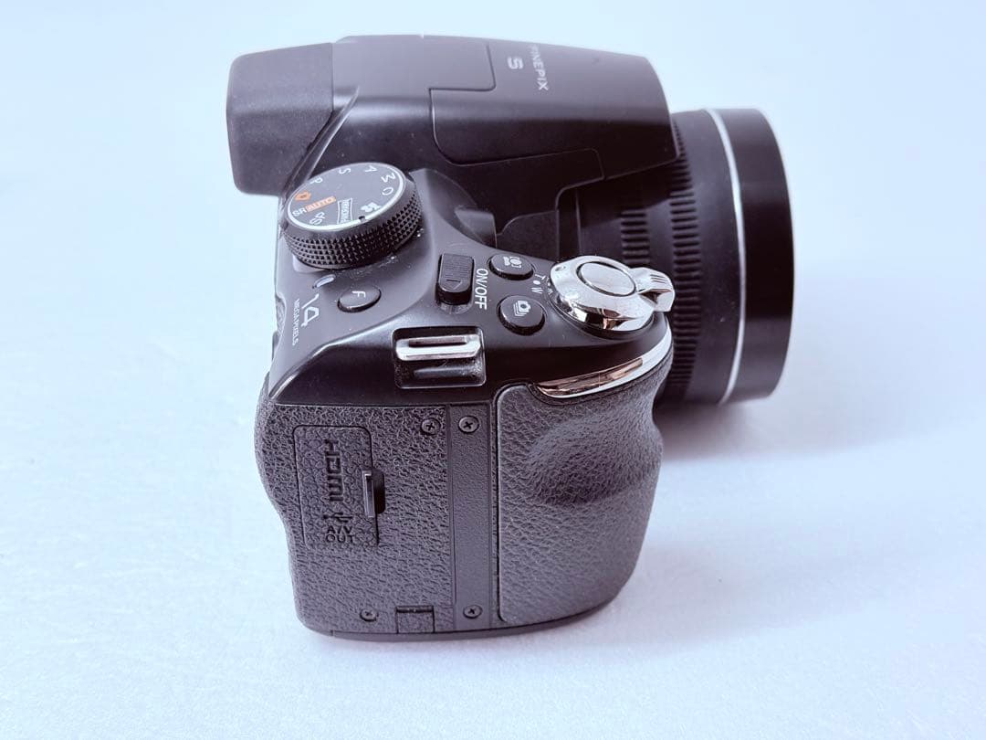 FUJIFILM FinePix S4500 動作確認済 30倍ズーム 単3電池