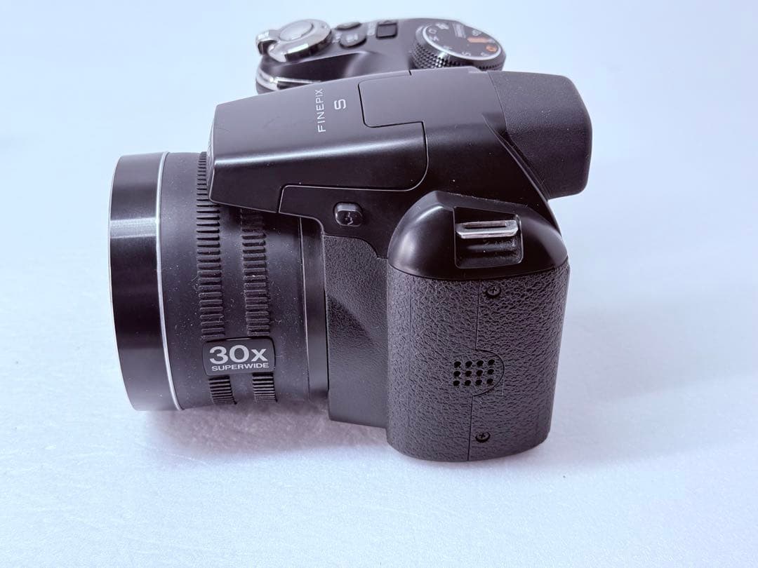 FUJIFILM FinePix S4500 動作確認済 30倍ズーム 単3電池