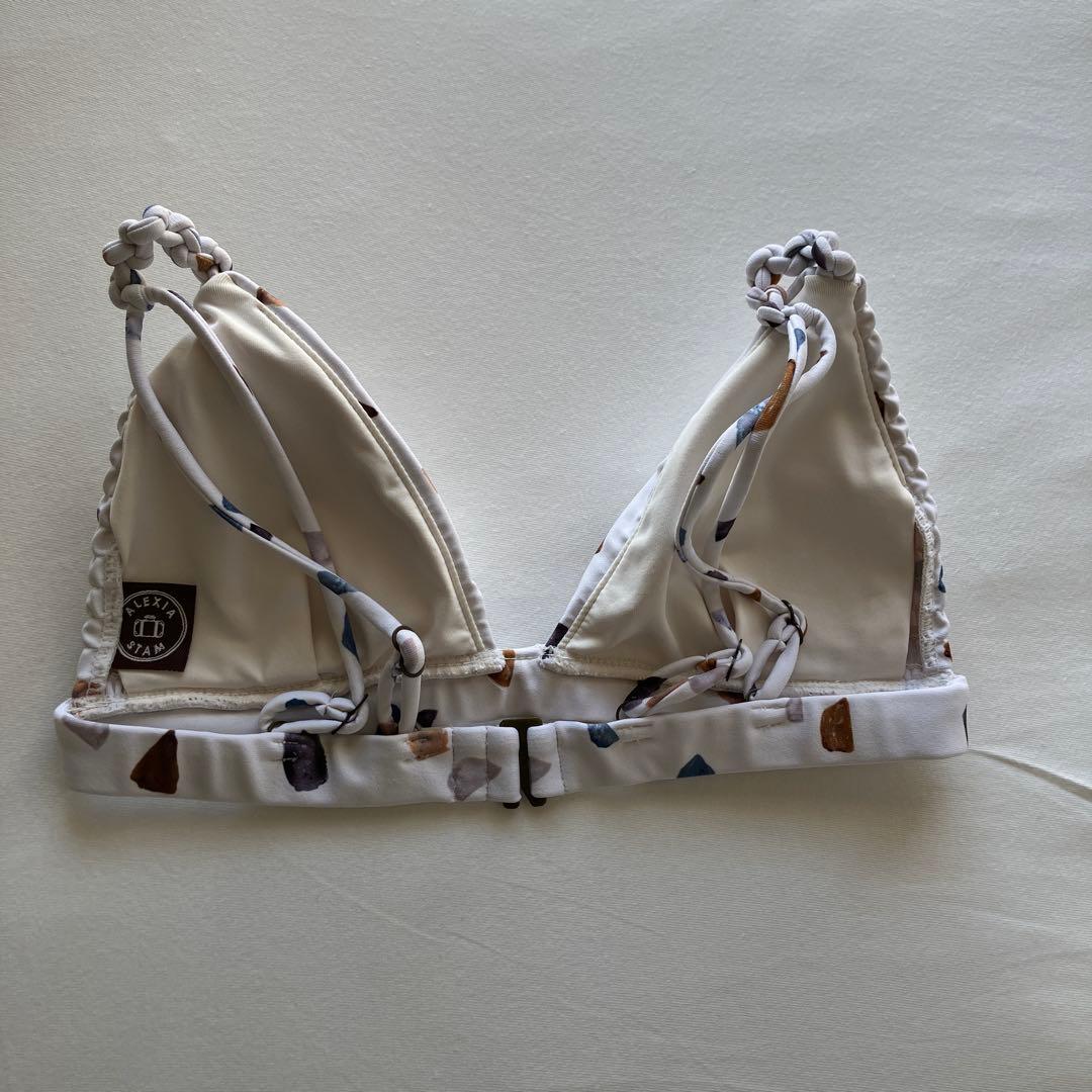 ALEXIASTAM 上S 下M