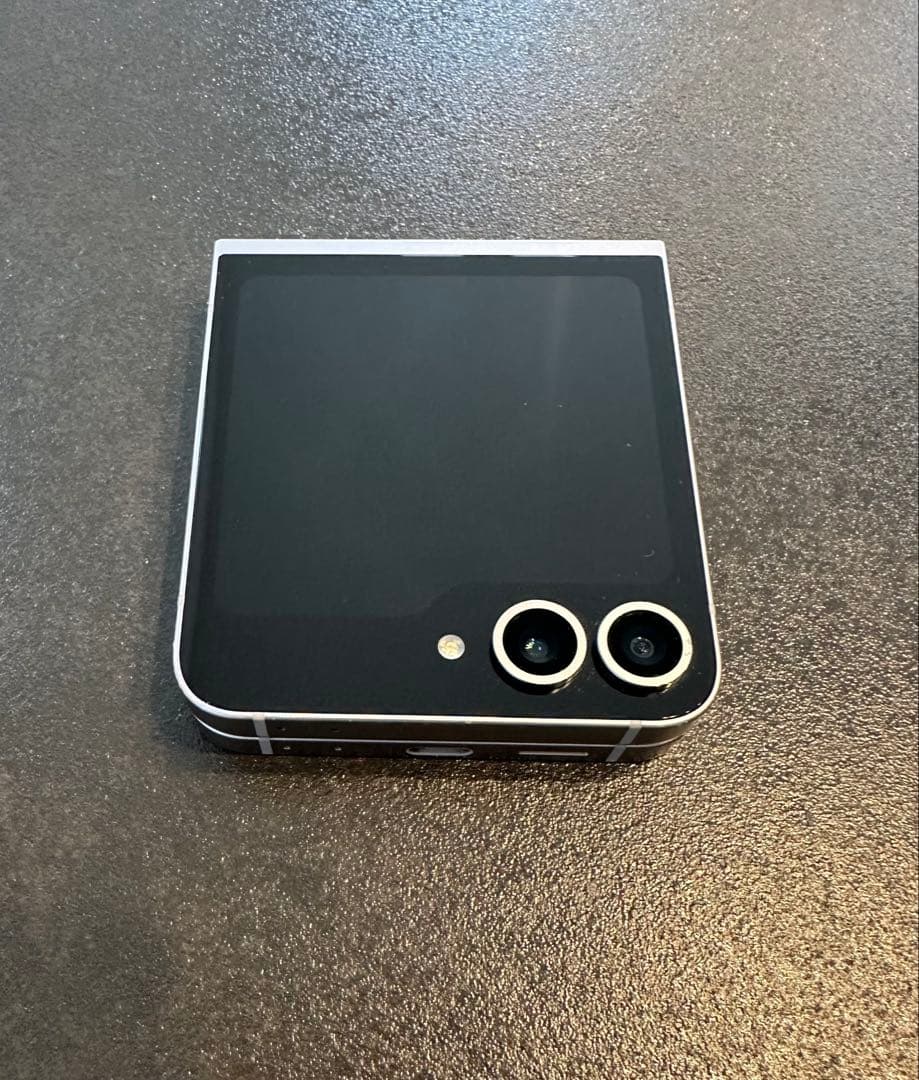 Galaxy Z Flip6 512gb SIMフリー 動作良好