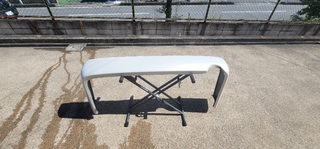 ハイエース 200系ナロー標準リアバンパー　 070塗装済み　引き取りOK