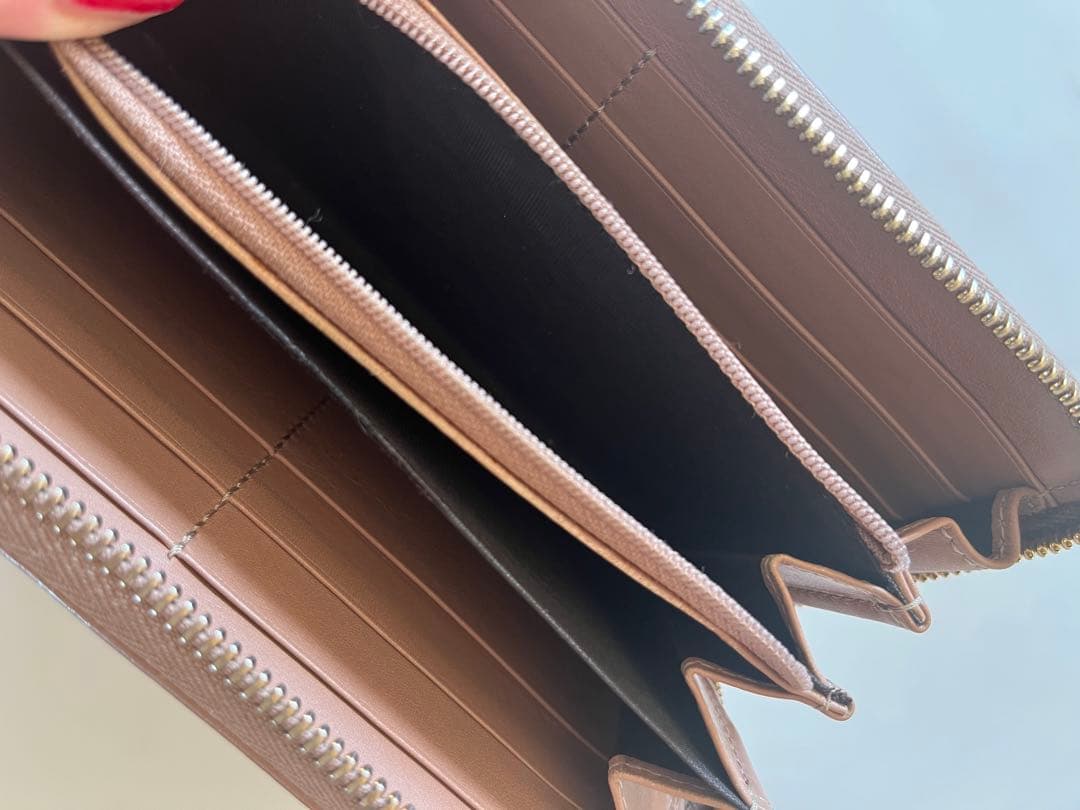 ⭐️超激レア 美品　グッチ　ジッピーウォレット　シマレザー　リボン　ピンク系