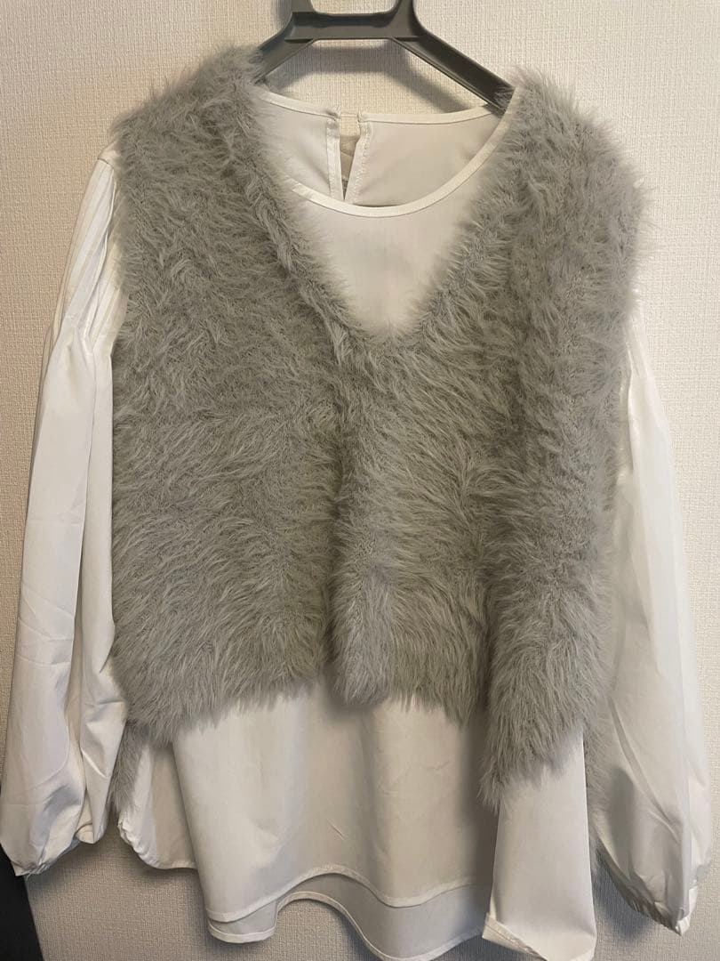 Gready Brilliant グレー ファーベスト