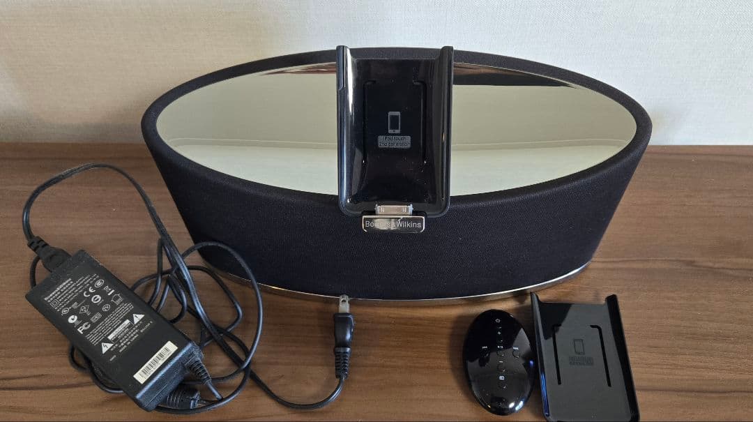 Bowers & Wilkins ZEPPELIN MINE ツェッペリン