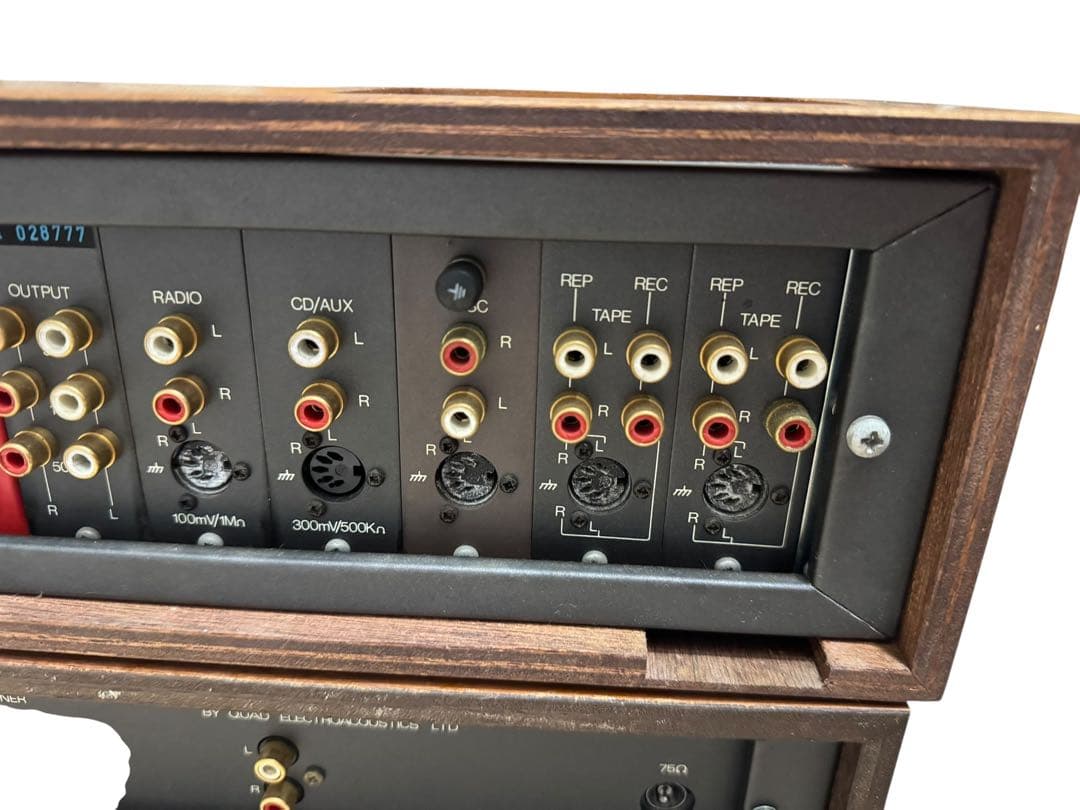 QUAD 606 FM4チューナー　QUAD44プリアンプ