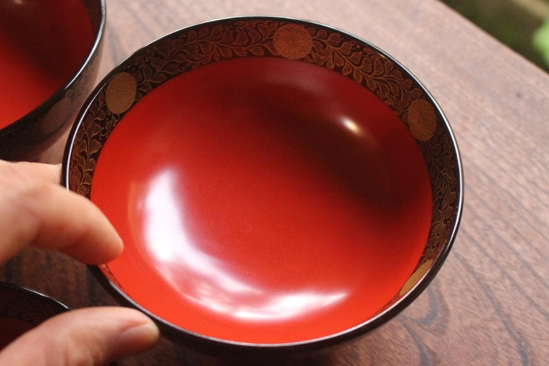 時代逸品！上質朱漆に極上菊桐唐草蒔絵の映えるお椀2点（検輪島塗京塗高台寺蒔絵