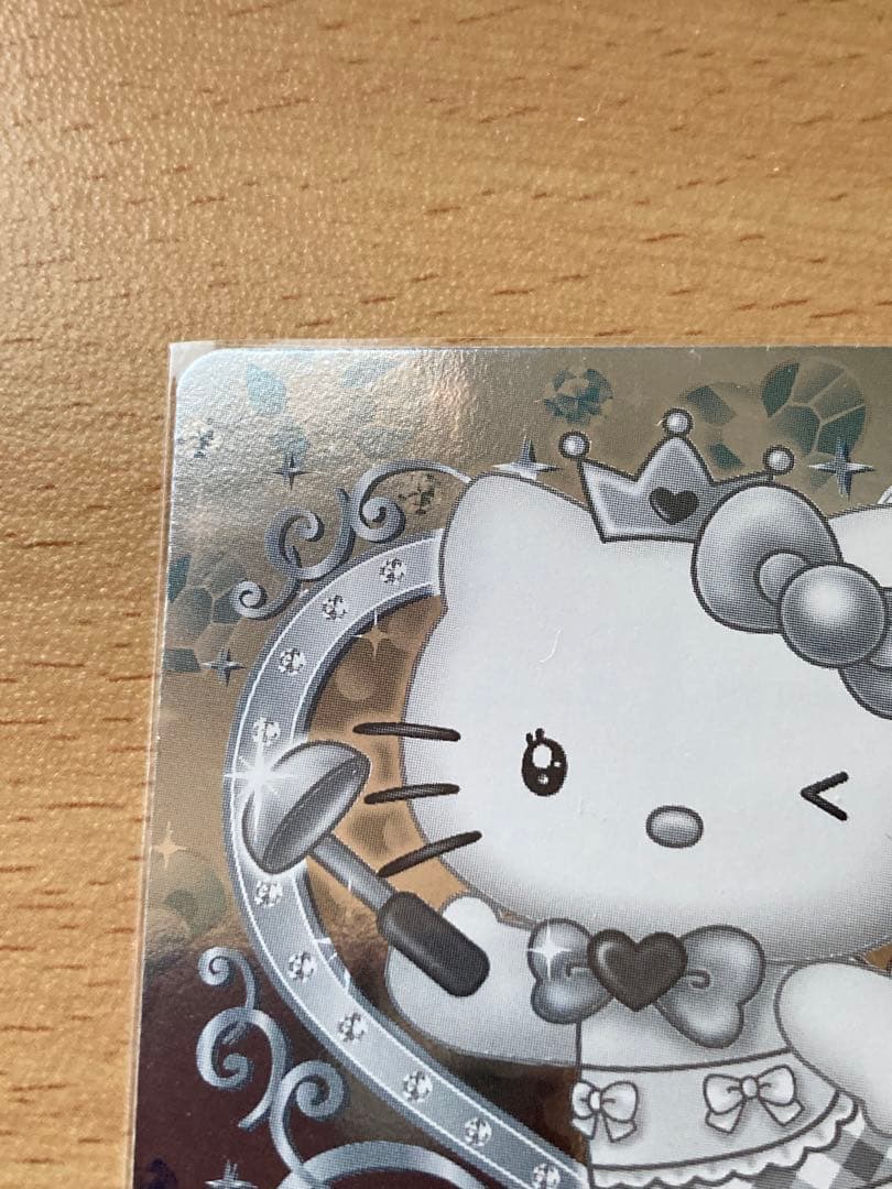 ハローキティとまほうのエプロン●銀のまほうのエプロンスタイル●P01-01プロモ