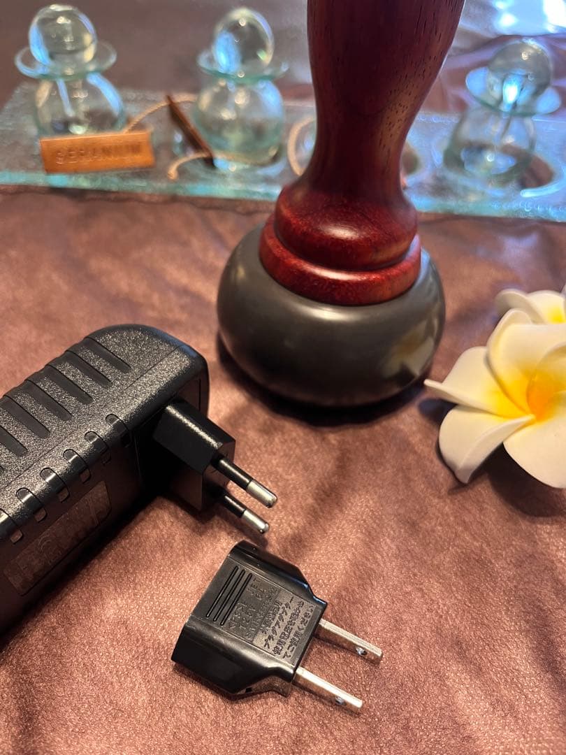 【週末限定】ベン石温熱器ホットストーンセラピー温石　日本、海外使えるコンセント付