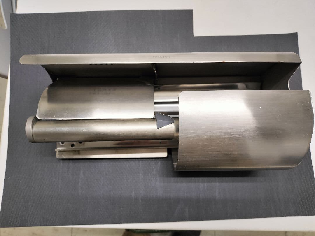TOTO　YH150LS·RS ステンレス製 ペーパーホルダー2台