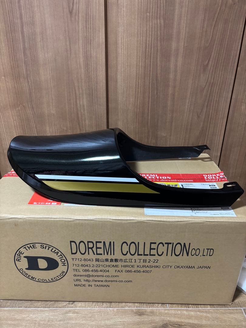 W&C　ゼファー750 ドレミコレクション　外装一式　タンク　未使用