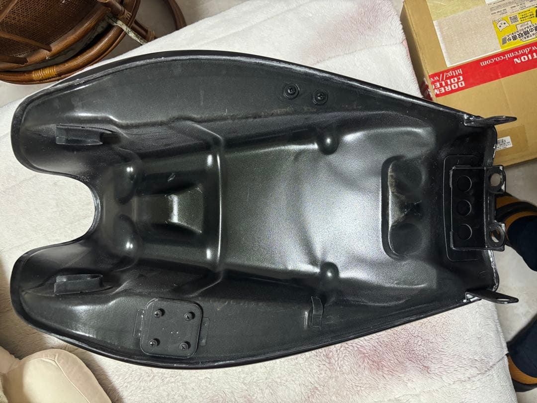 W&C　ゼファー750 ドレミコレクション　外装一式　タンク　未使用