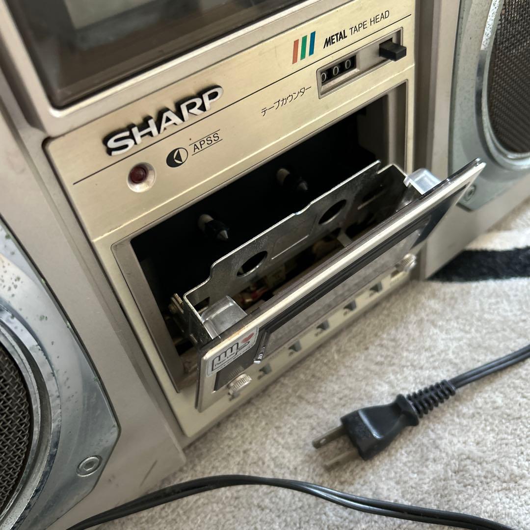 メルカリ祭り12月16日迄の限定価格！シャープ　TVラジカセ　ジャンク品