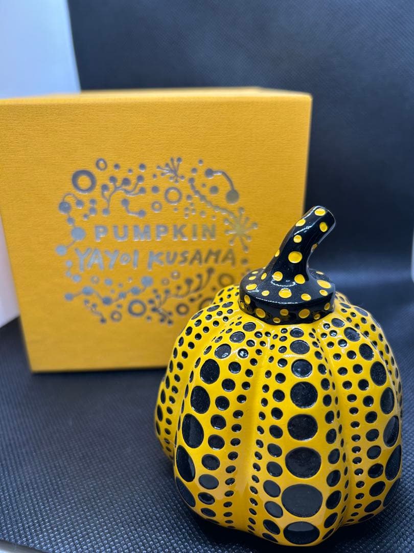 Yayoi Kusama かぼちゃオブジェ　キーホルダー　セット