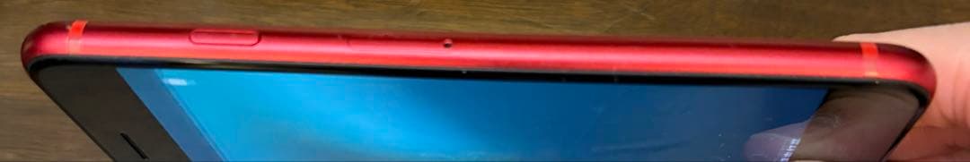 PRODUCT(RED)のiPhone SE (第2世代)64GB