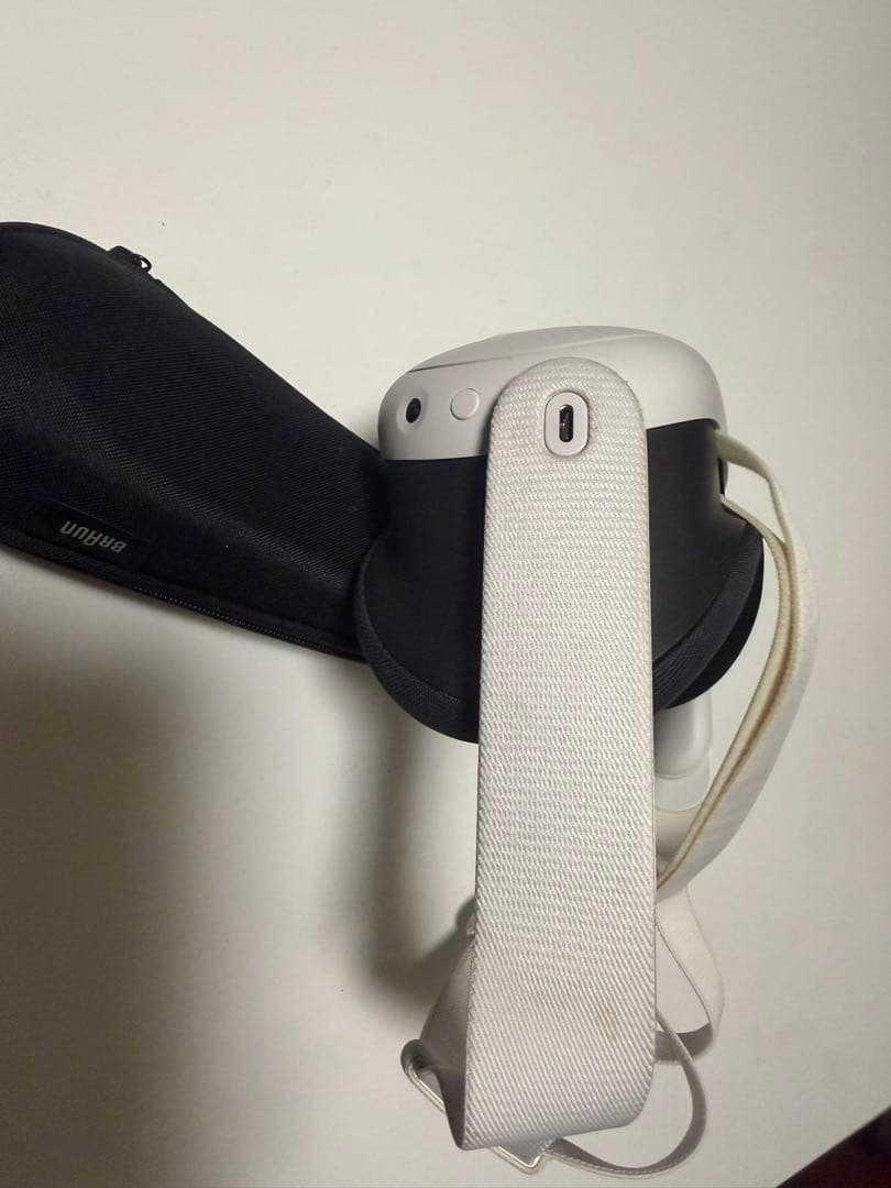 h*n様 【極美品・箱あり】 Quest 3（512GB）純正パッド未使