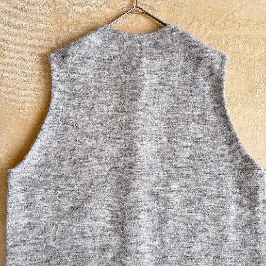新品タグ付✨　自由区　大きいサイズ44　モヘアニットジレ　ライトグレー　完売品