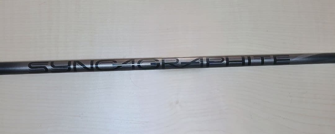 シンカグラファイト Zinger 4 テーラーメイドスリーブ