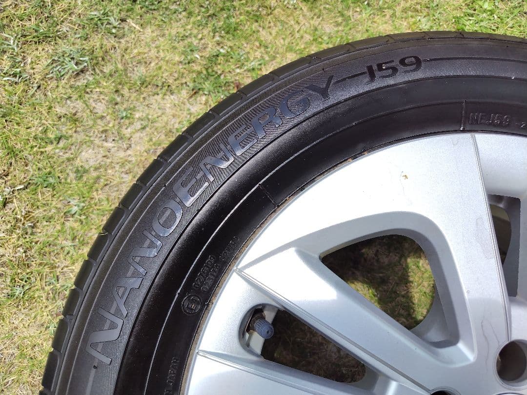 t*a様 k*7様 50プリウス　純正 15インチ ホイールタイヤセット