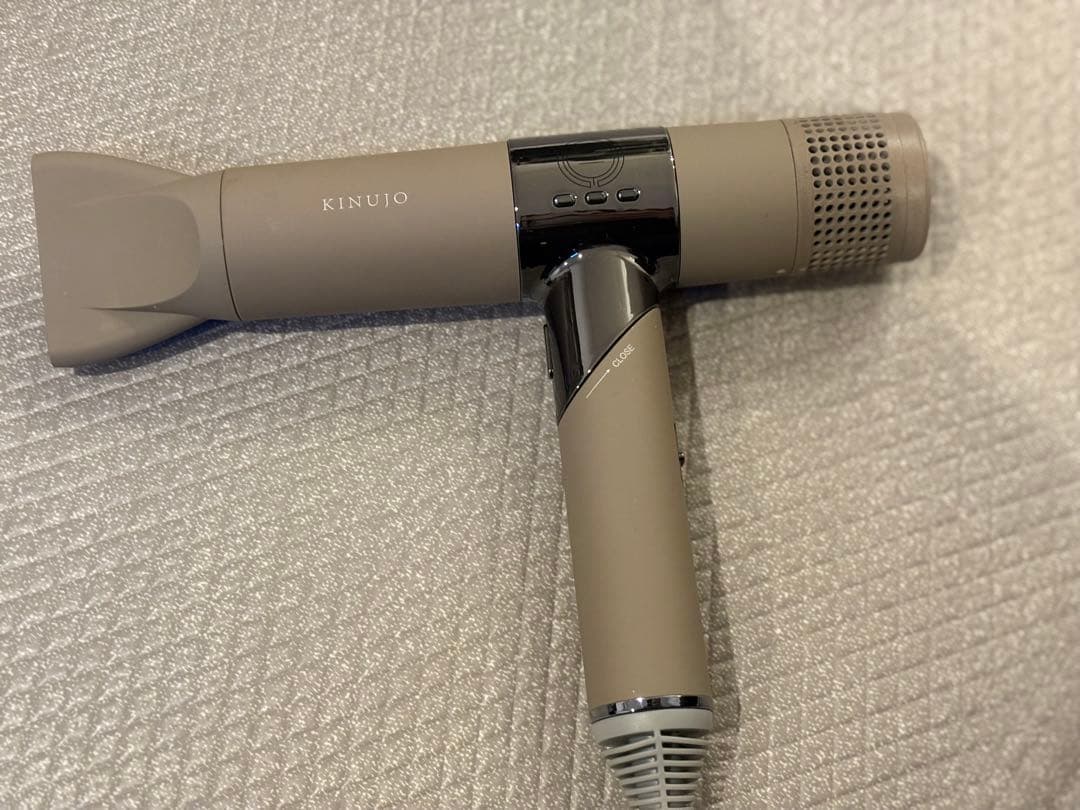 絹女 KINUJO ドライヤー モカ 稼働品 KH002
