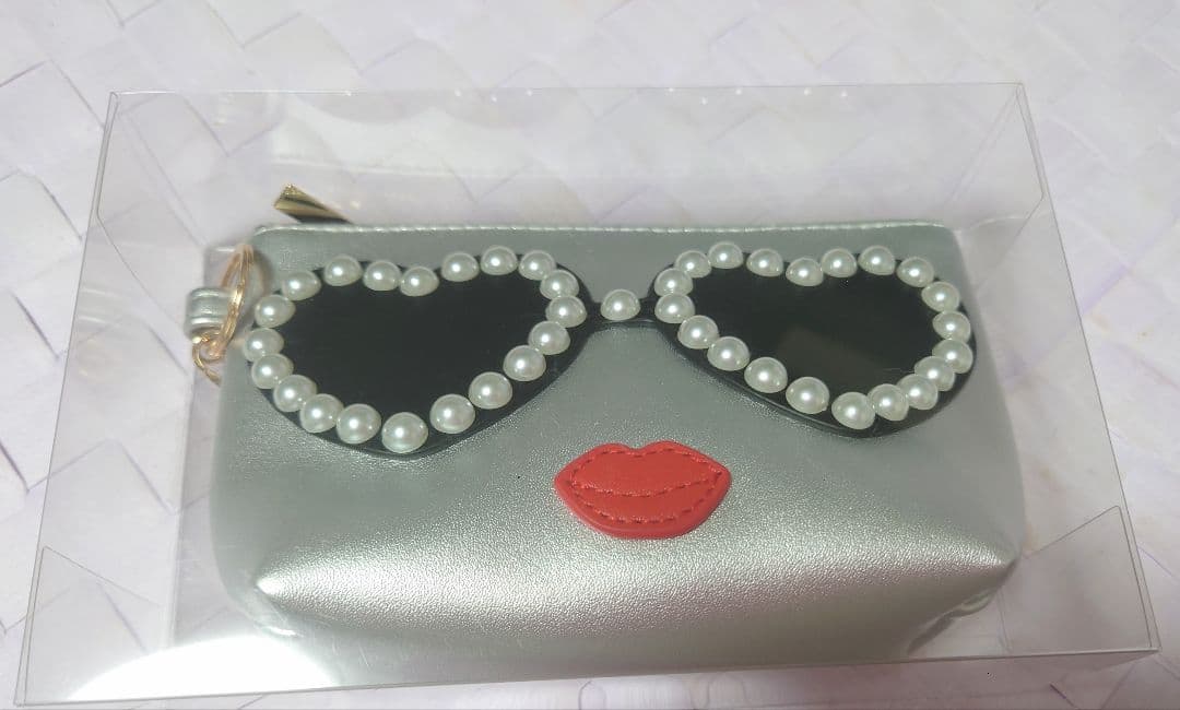 新品未開封　BABBI アジョリーコラボ　スペシャルギフト　ポーチ