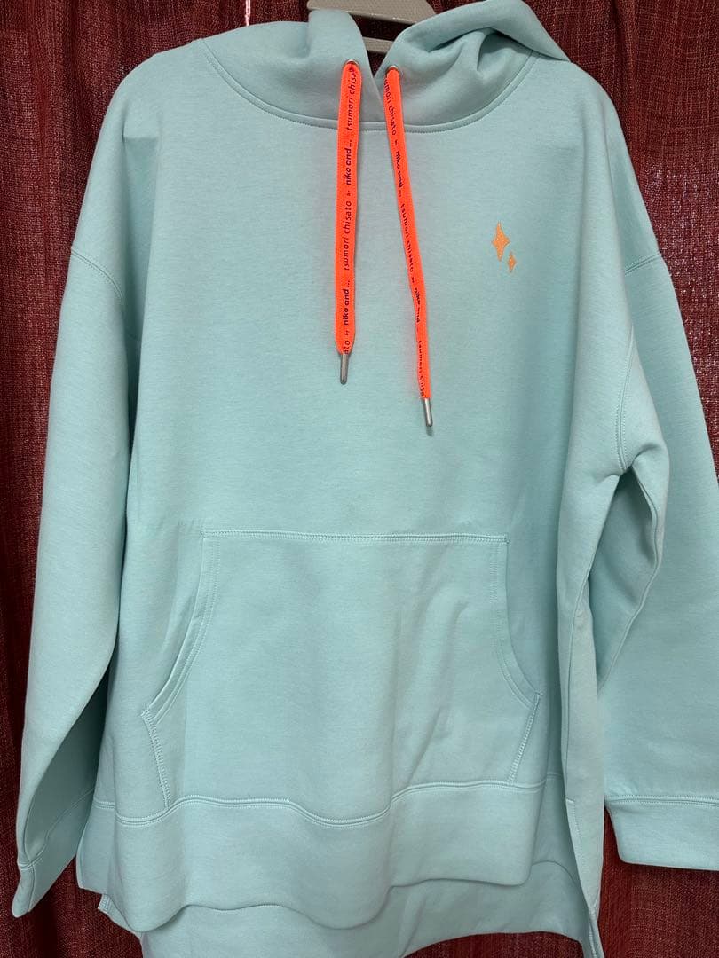 ニコアンド　ツモリチサト　コラボパーカー