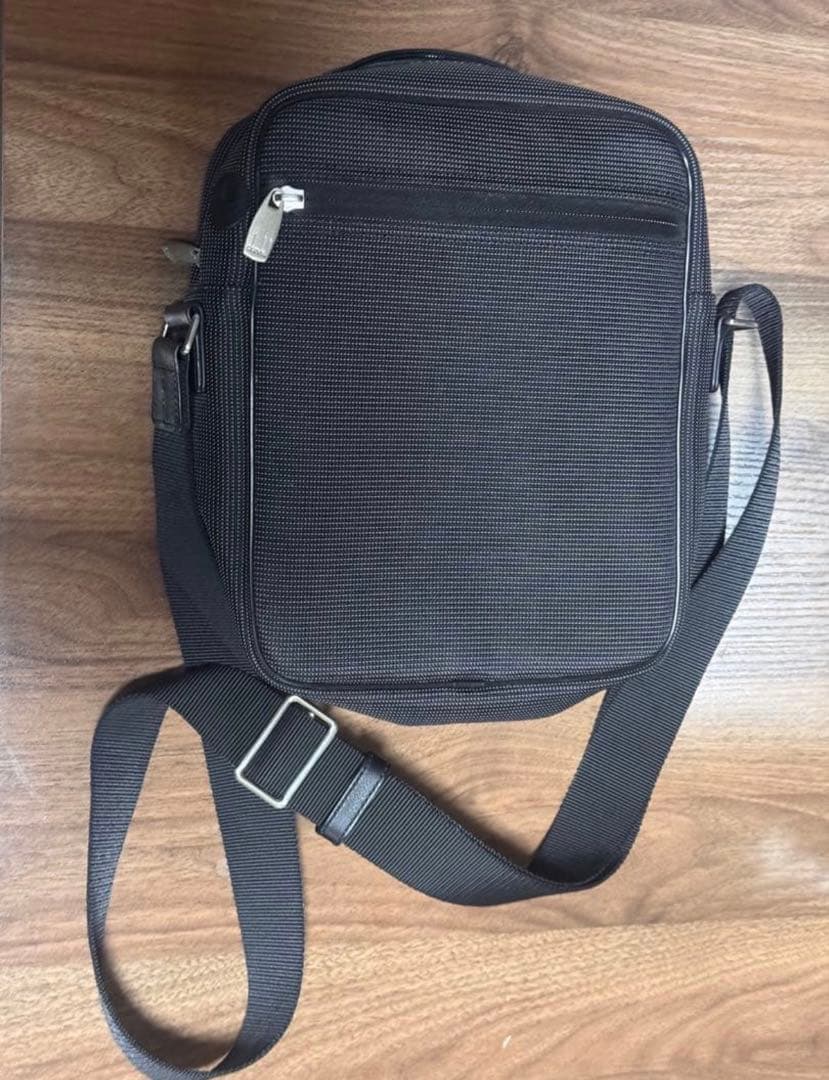 ダンヒル Dunhill ショルダーバッグ 斜め掛け キャンバス　ブラック系