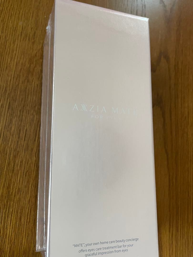 【未開封】アクシージア　メイト　フォーアイズ〈美顔器〉➕付属品