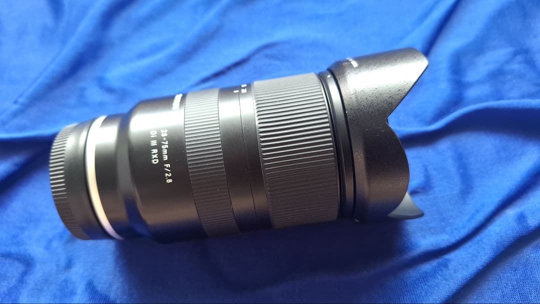 TAMRON 28-75mm F2.8 Di III RXD ソニーEマウント