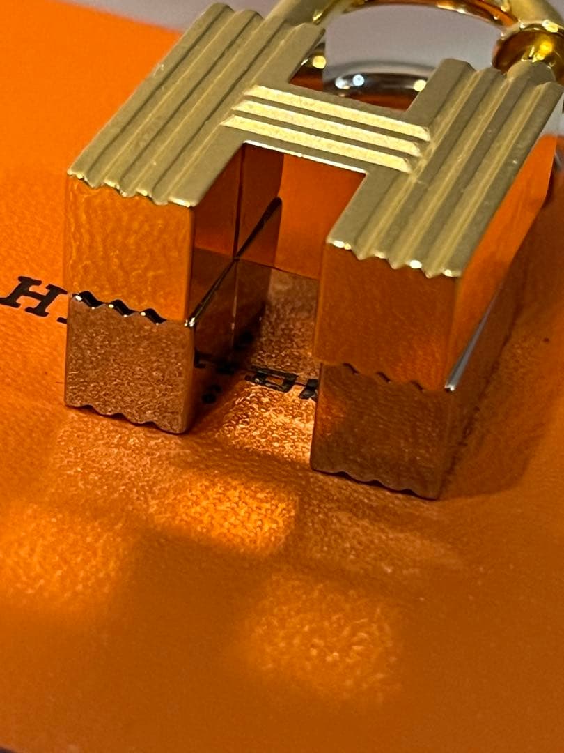 美品 HERMES エルメス 新世紀の第一歩 2000年 カデナセット