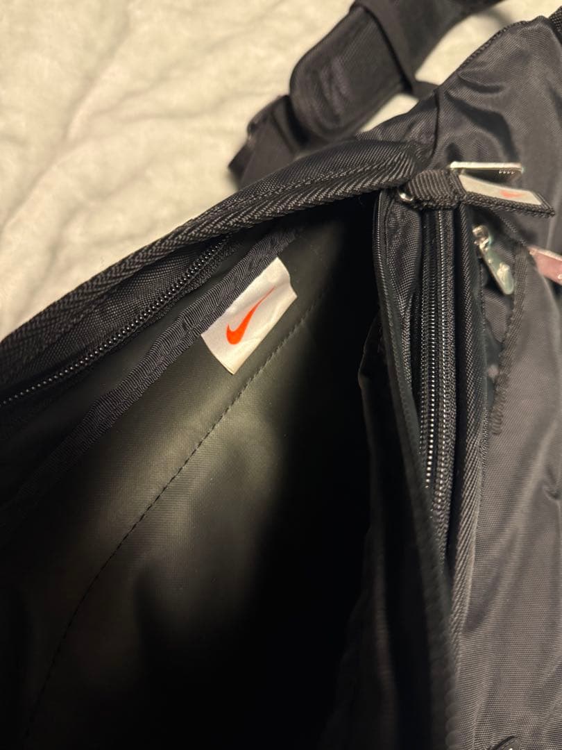 NIKE スリングバッグ ブラック
