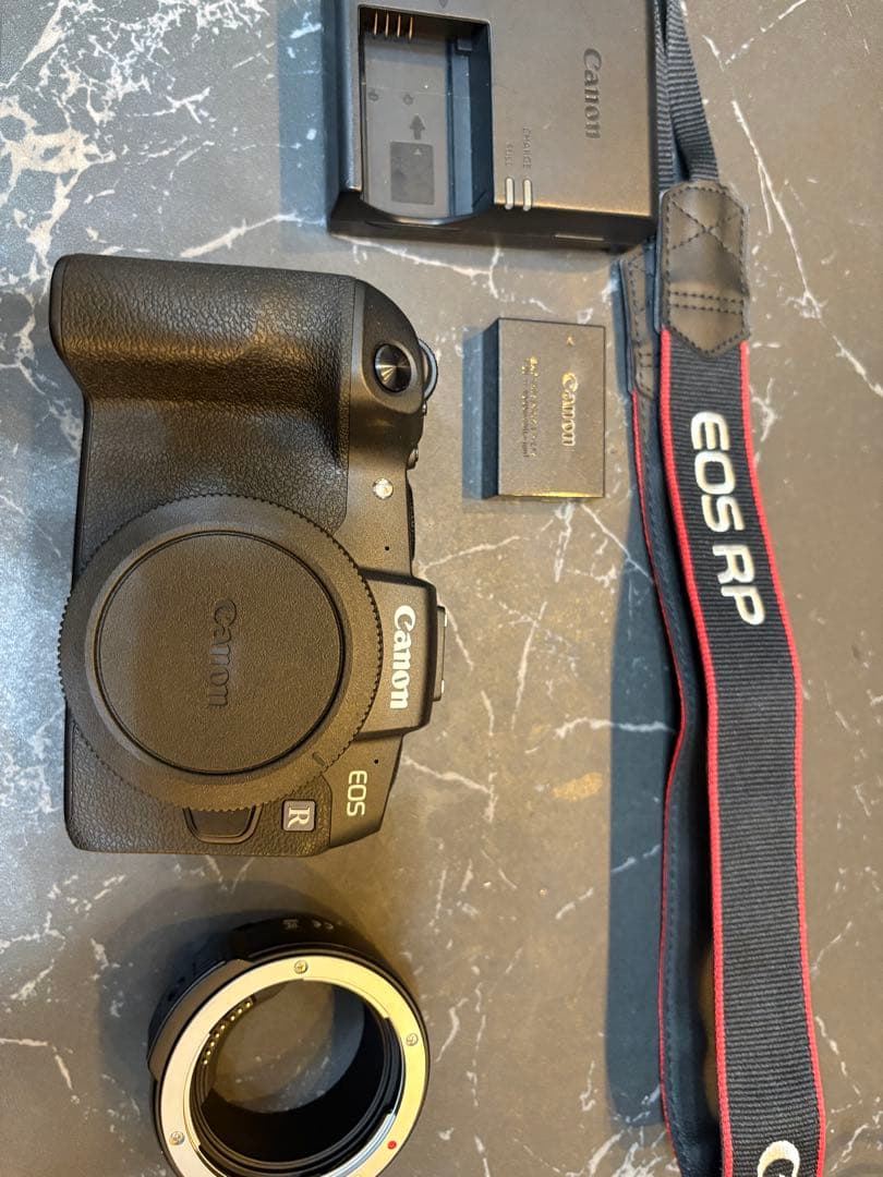 Canon EOS RP ミラーレスカメラ 本体