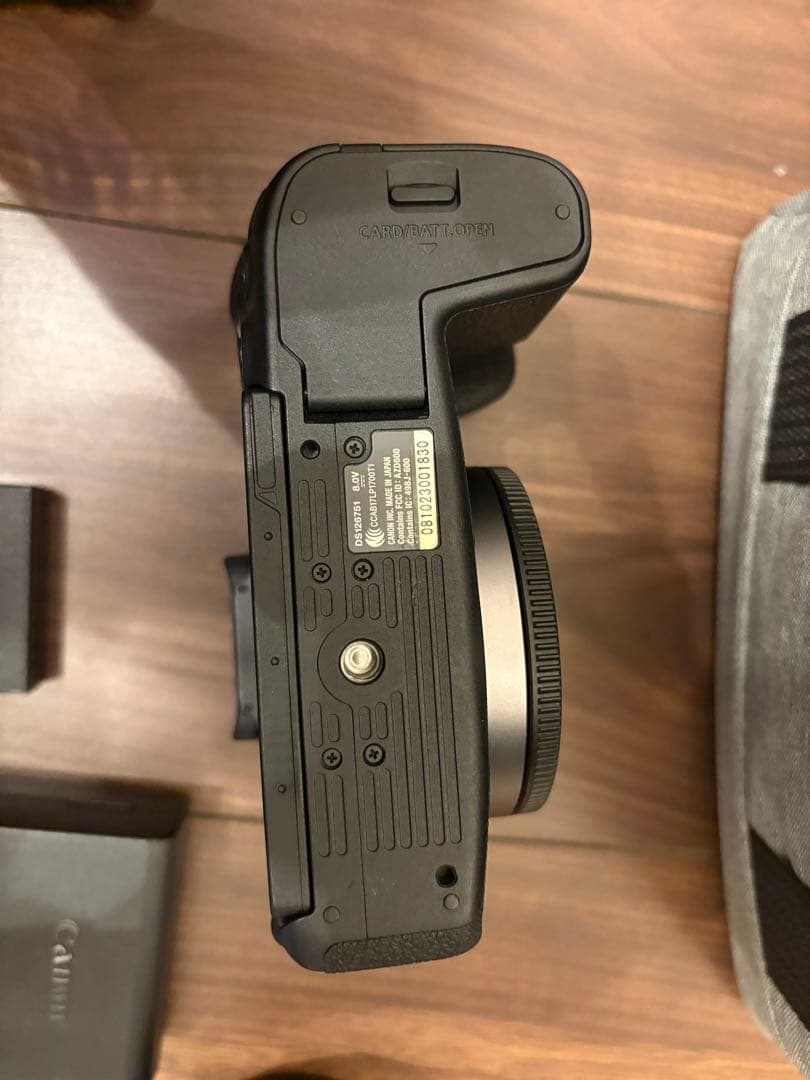 Canon EOS RP ミラーレスカメラ 本体