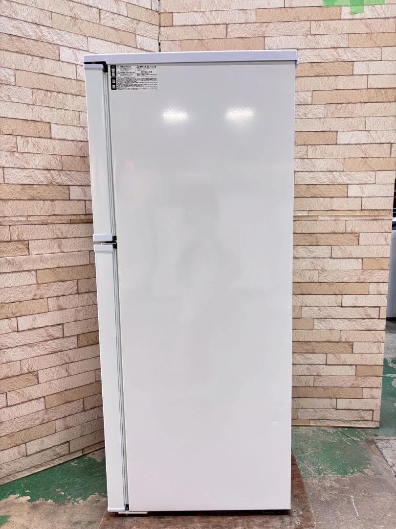 大阪送料無料★3か月保障付き★冷蔵庫★2025年★AR-131★IR893