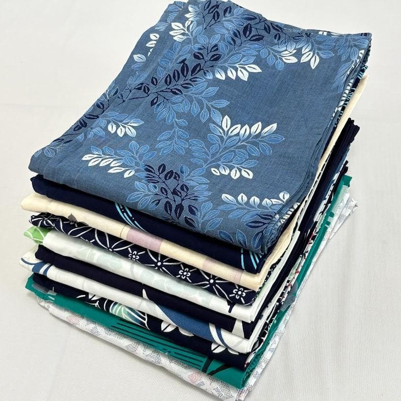ゆりのはな　浴衣　女物　１０点　まとめ売り　着用可能～少々汚れ有り　綿　G708