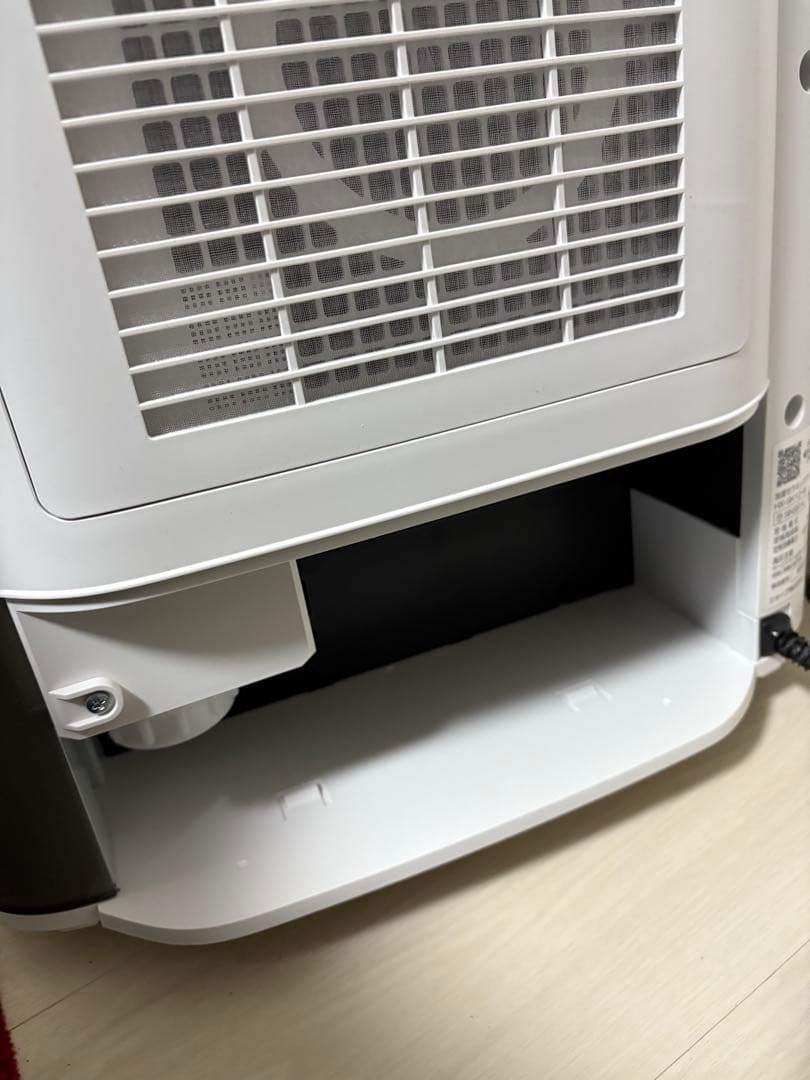 SHARP プラズマクラスター加湿セラミックファンヒーター　HX-SK12