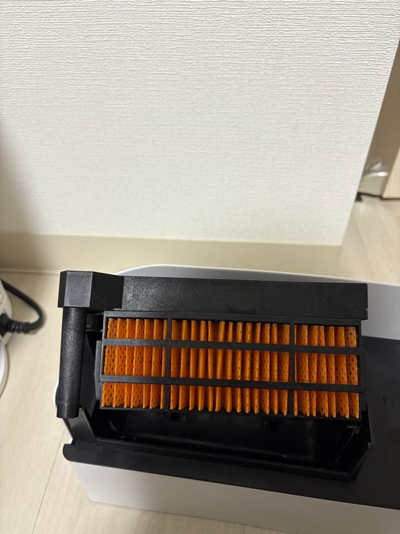 SHARP プラズマクラスター加湿セラミックファンヒーター　HX-SK12